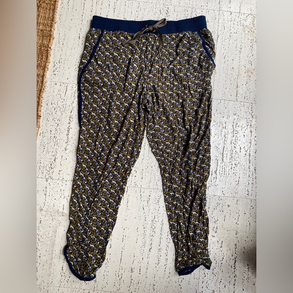 Lilka Anthropologie Printed Slim Leg Drawstring Jogger Lounge Pants